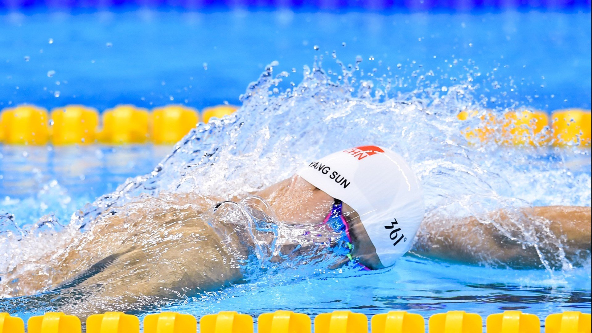 车手激烈角逐，谁能笑到最后？，车手视频